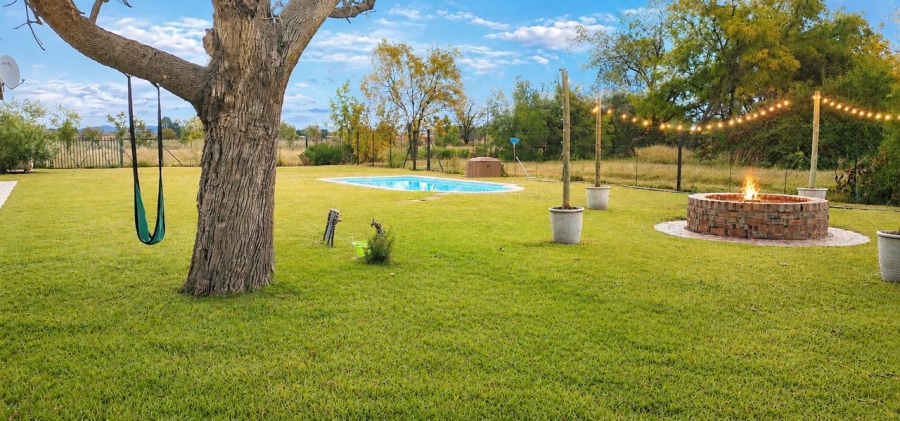 5 Bedroom Property for Sale in Roodewal Free State